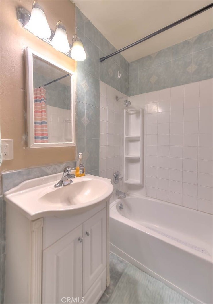 8723 Larkin Court Riverside, CA 92503 - Photo 26 of 35 Bath #2