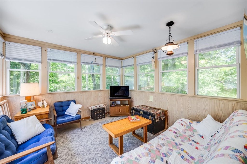 290 Old Wharf Road Wellfleet, MA 02667 - Photo 8 of 19 Gallery Image 8