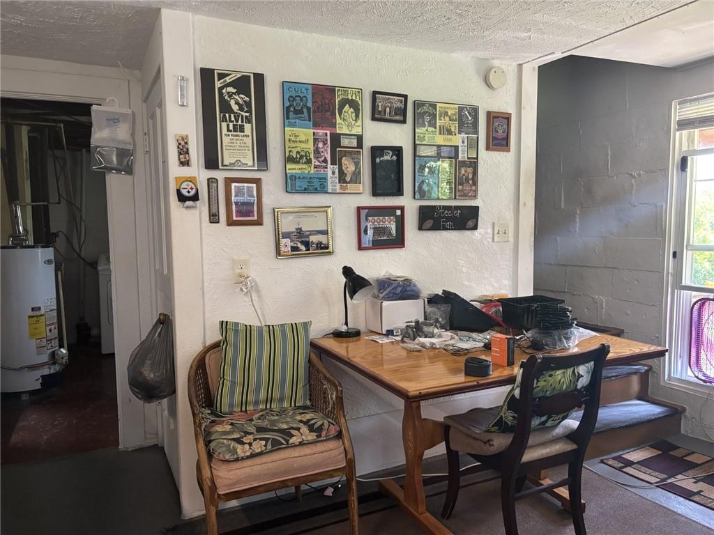 15 Grant Street Monongahela, PA 15063 - Photo 10 of 11 a view of a workspace with furniture