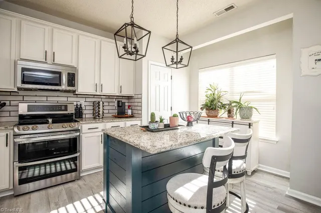 $240,000 | 1606 Chelsea Square, Archdale, NC 27263