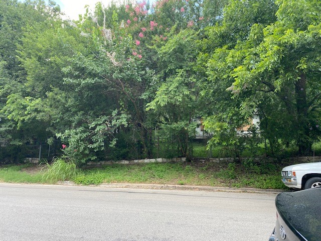4804 Ledesma Road Austin, TX 78721 - Photo 1 of 1