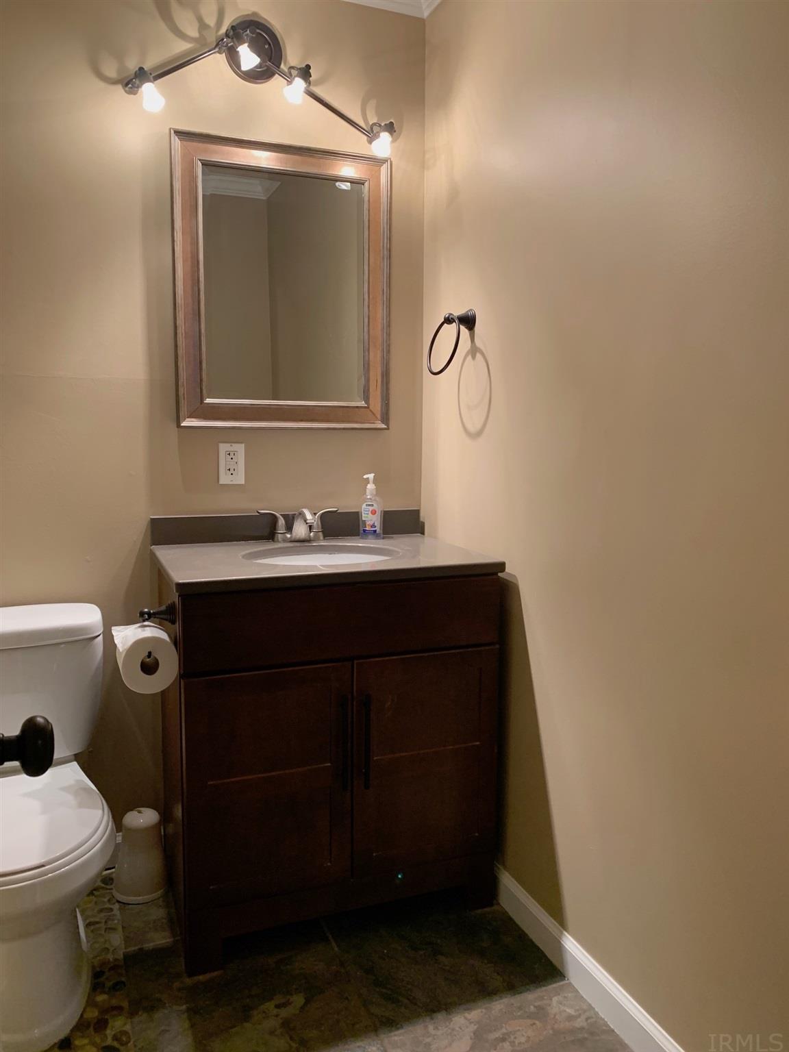 1128 Tulip Tree Road Fort Wayne, IN 46825 - Photo 11 of 26 Gallery Image 11