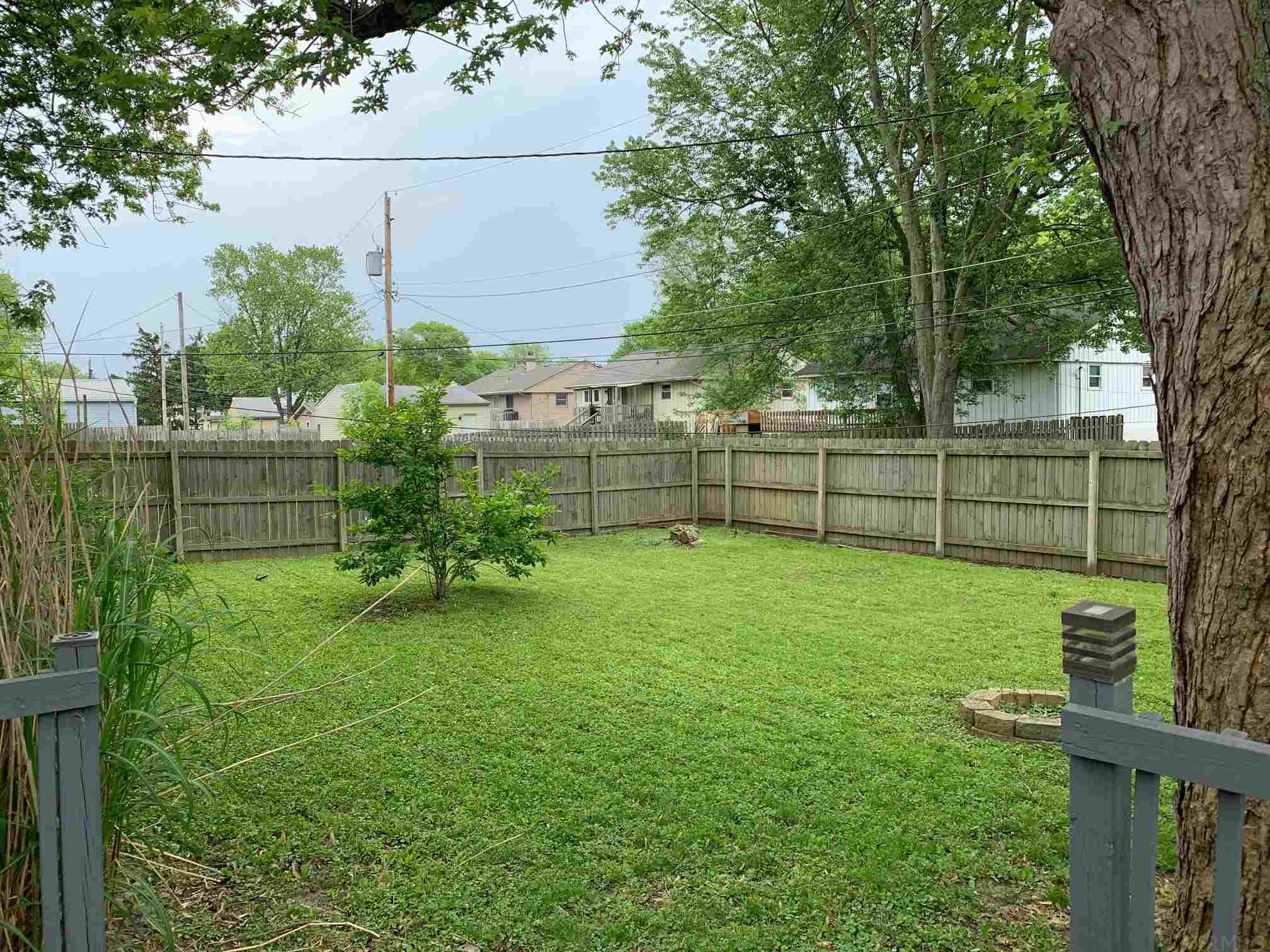 1128 Tulip Tree Road Fort Wayne, IN 46825 - Photo 18 of 26 Gallery Image 18