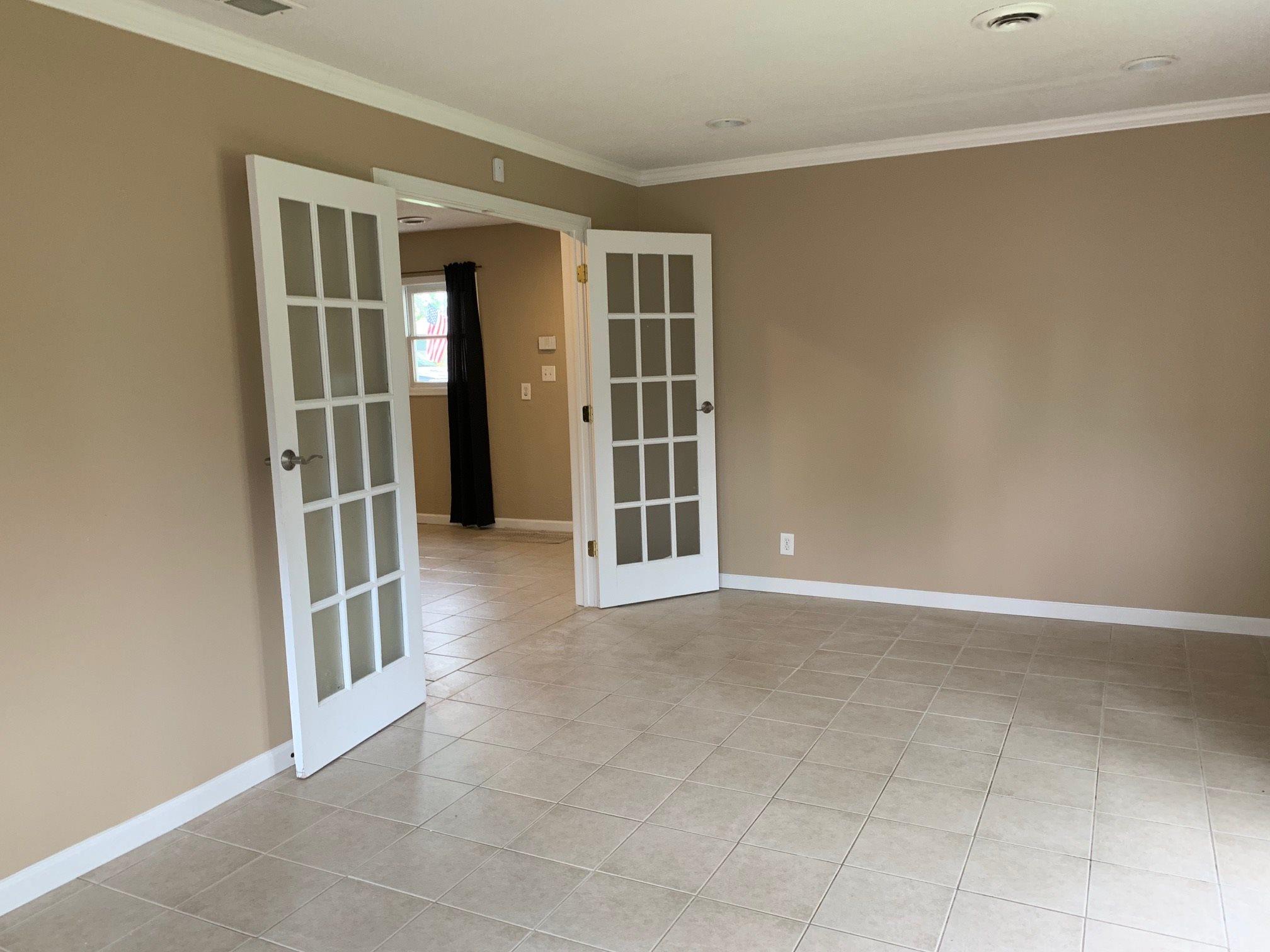 1128 Tulip Tree Road Fort Wayne, IN 46825 - Photo 8 of 26 Gallery Image 8