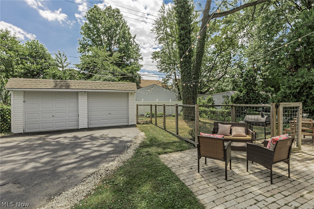 3160 Yorkshire Road Cleveland, OH 44118 - Photo 33 of 35 Gallery Image 33
