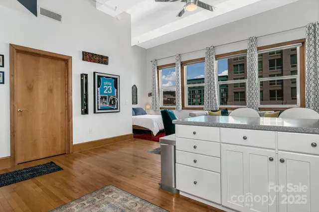 $379,000 | 59 College Street, Unit 402, Asheville, NC 28801