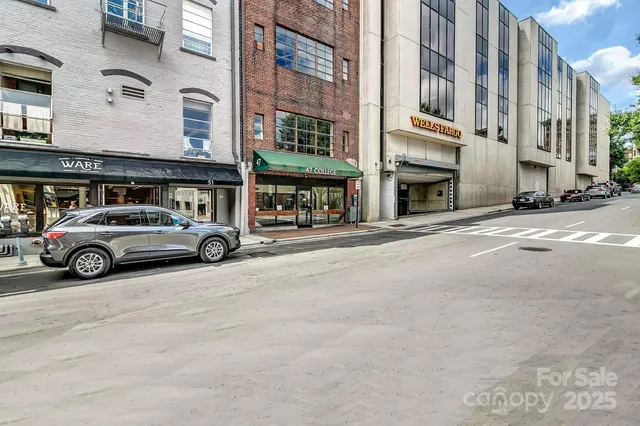 $379,000 | 59 College Street, Unit 402, Asheville, NC 28801