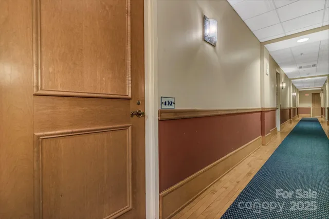 $379,000 | 59 College Street, Unit 402, Asheville, NC 28801