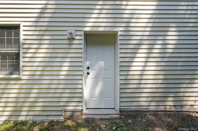 $1,950 | 93 Delafield Street, Poughkeepsie, NY 12601