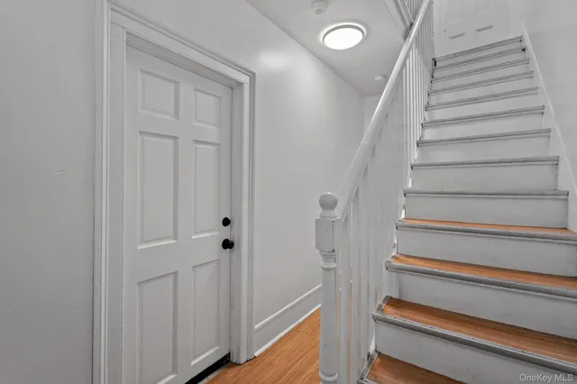 $1,950 | 93 Delafield Street, Poughkeepsie, NY 12601