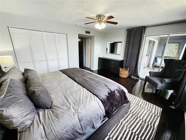 $2,550 | 4651 1st Street Northeast, Unit 306, St. Petersburg, FL 33703