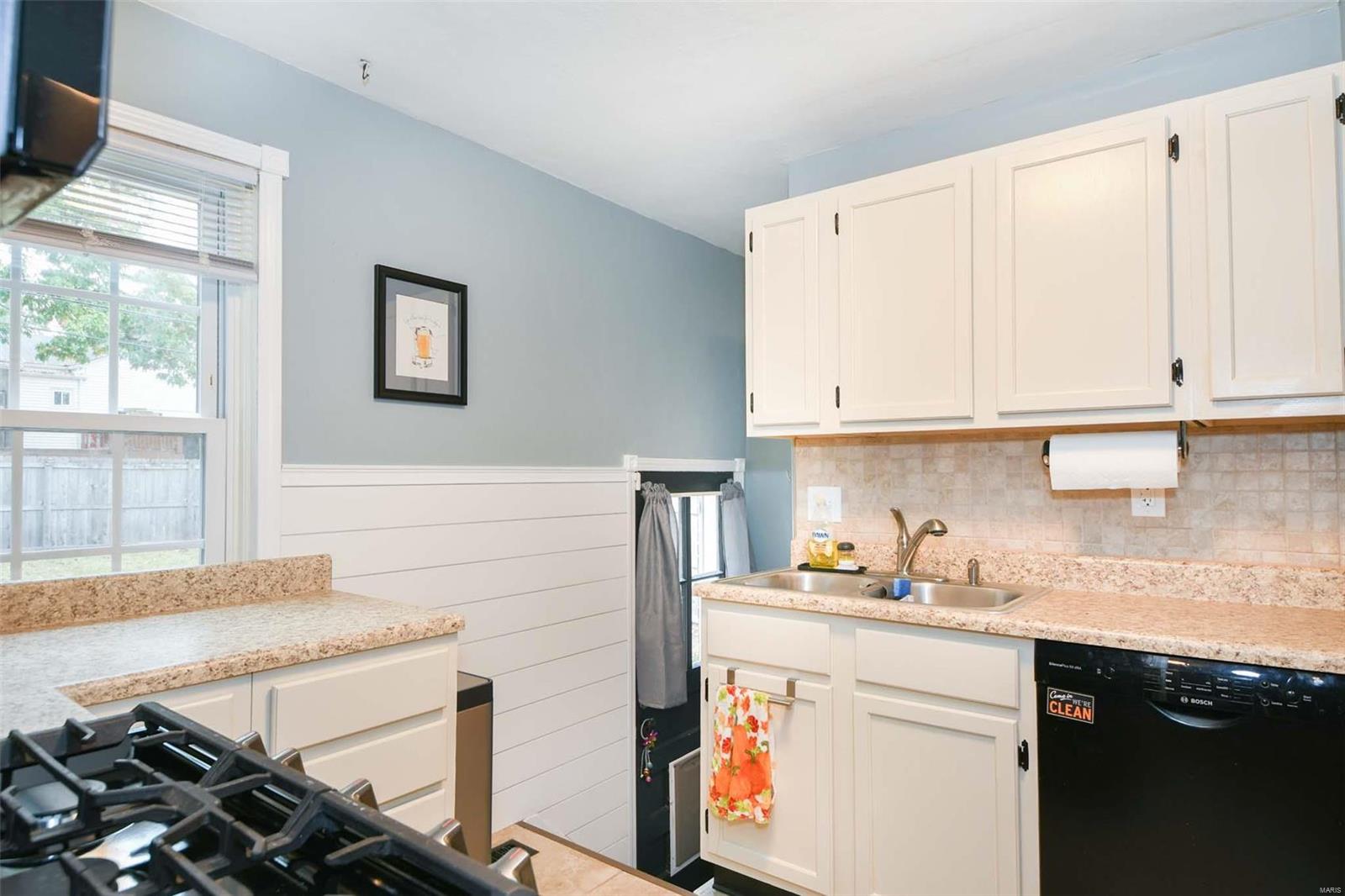7121 Rhodes Avenue St. Louis, MO 63123 - Photo 11 of 25 Gallery Image 11