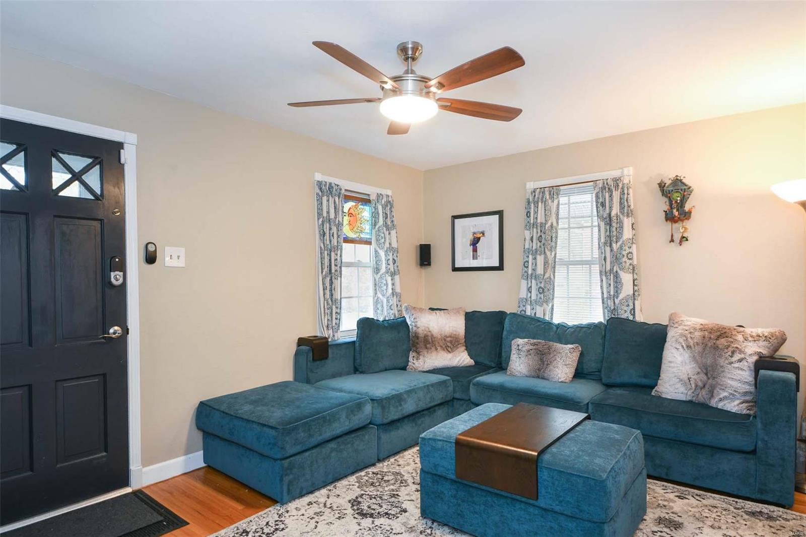 7121 Rhodes Avenue St. Louis, MO 63123 - Photo 4 of 25 Gallery Image 4