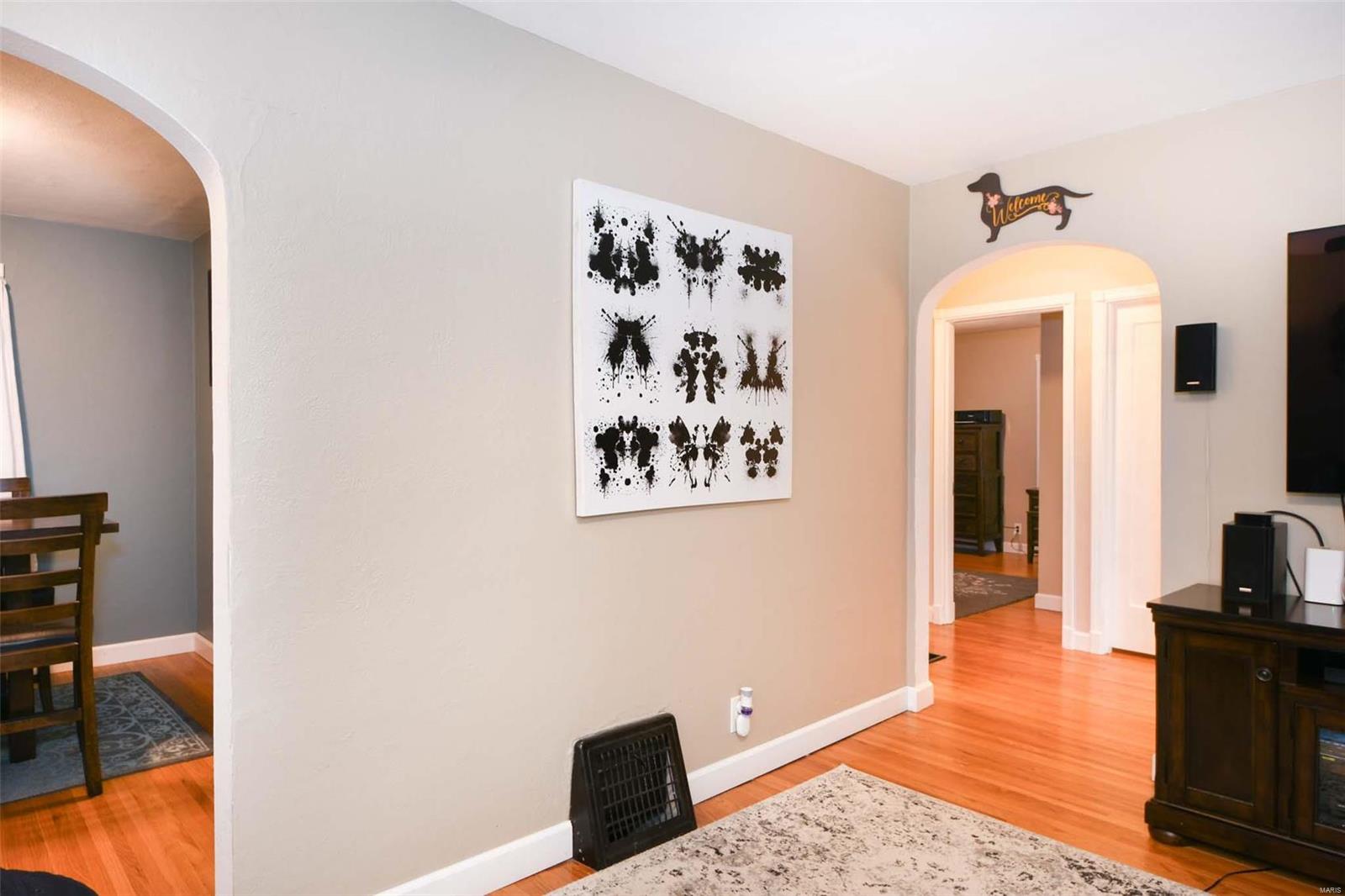 7121 Rhodes Avenue St. Louis, MO 63123 - Photo 7 of 25 Gallery Image 7