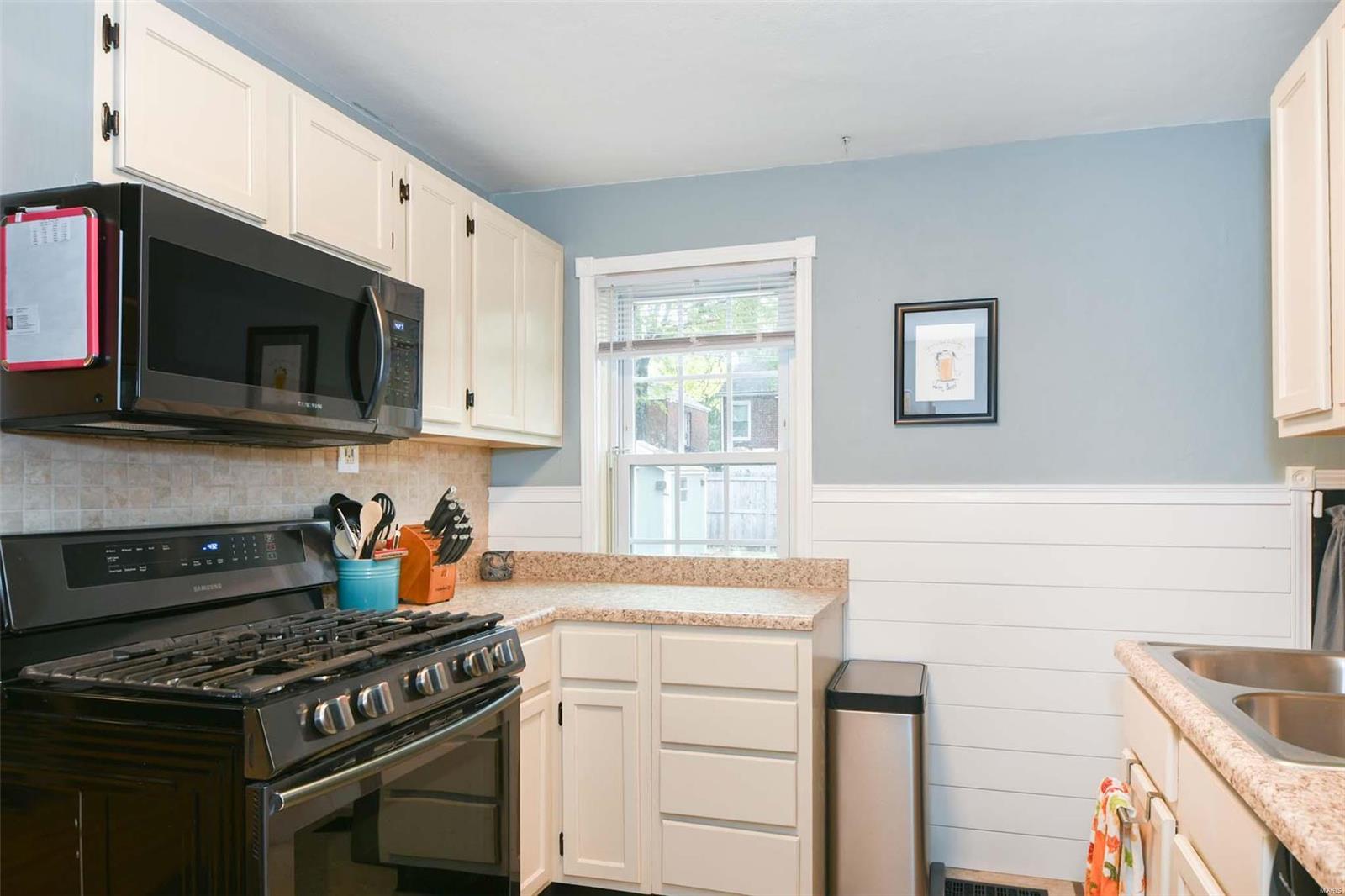 7121 Rhodes Avenue St. Louis, MO 63123 - Photo 10 of 25 Gallery Image 10