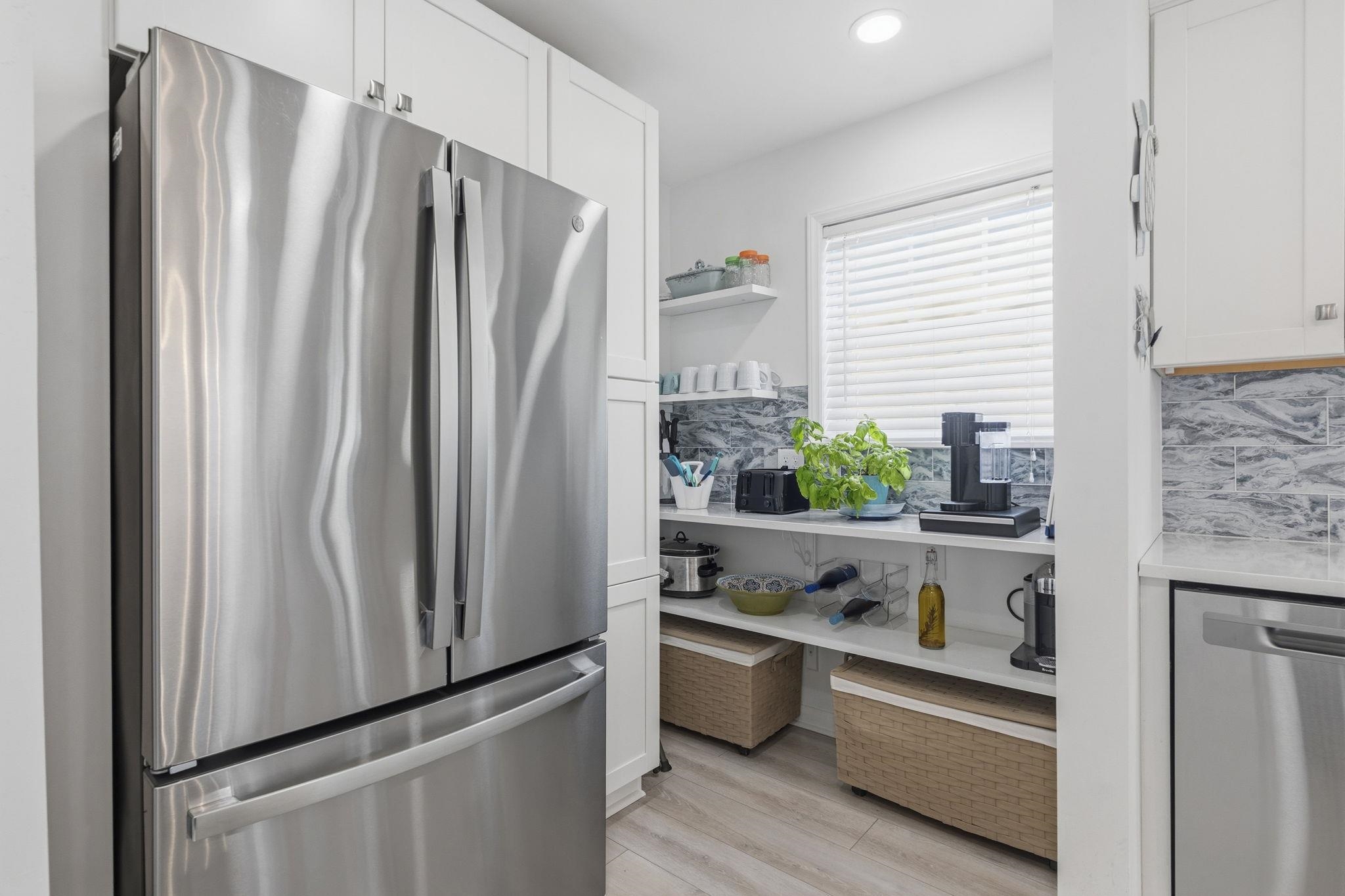 437 Bay Drive Murrells Inlet, SC 29576 - Photo 12 of 39