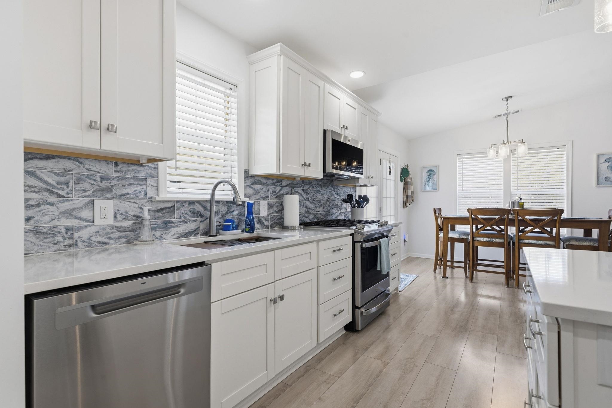 437 Bay Drive Murrells Inlet, SC 29576 - Photo 13 of 39