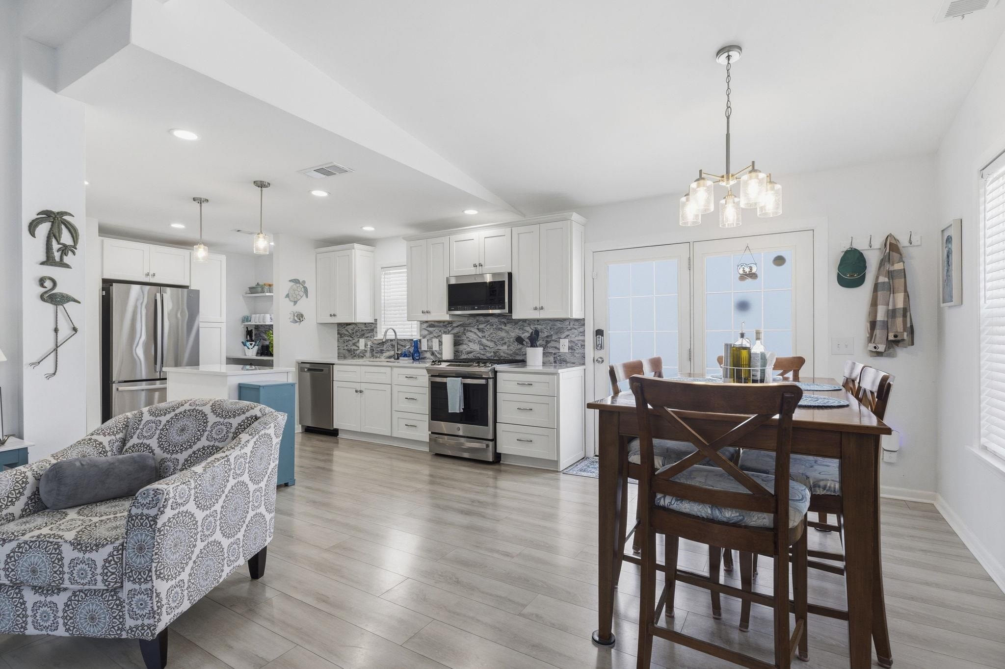 437 Bay Drive Murrells Inlet, SC 29576 - Photo 9 of 39