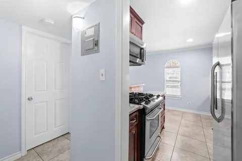 $169,900 | 407 East 45th Street, Unit 108, Austin, TX 78751