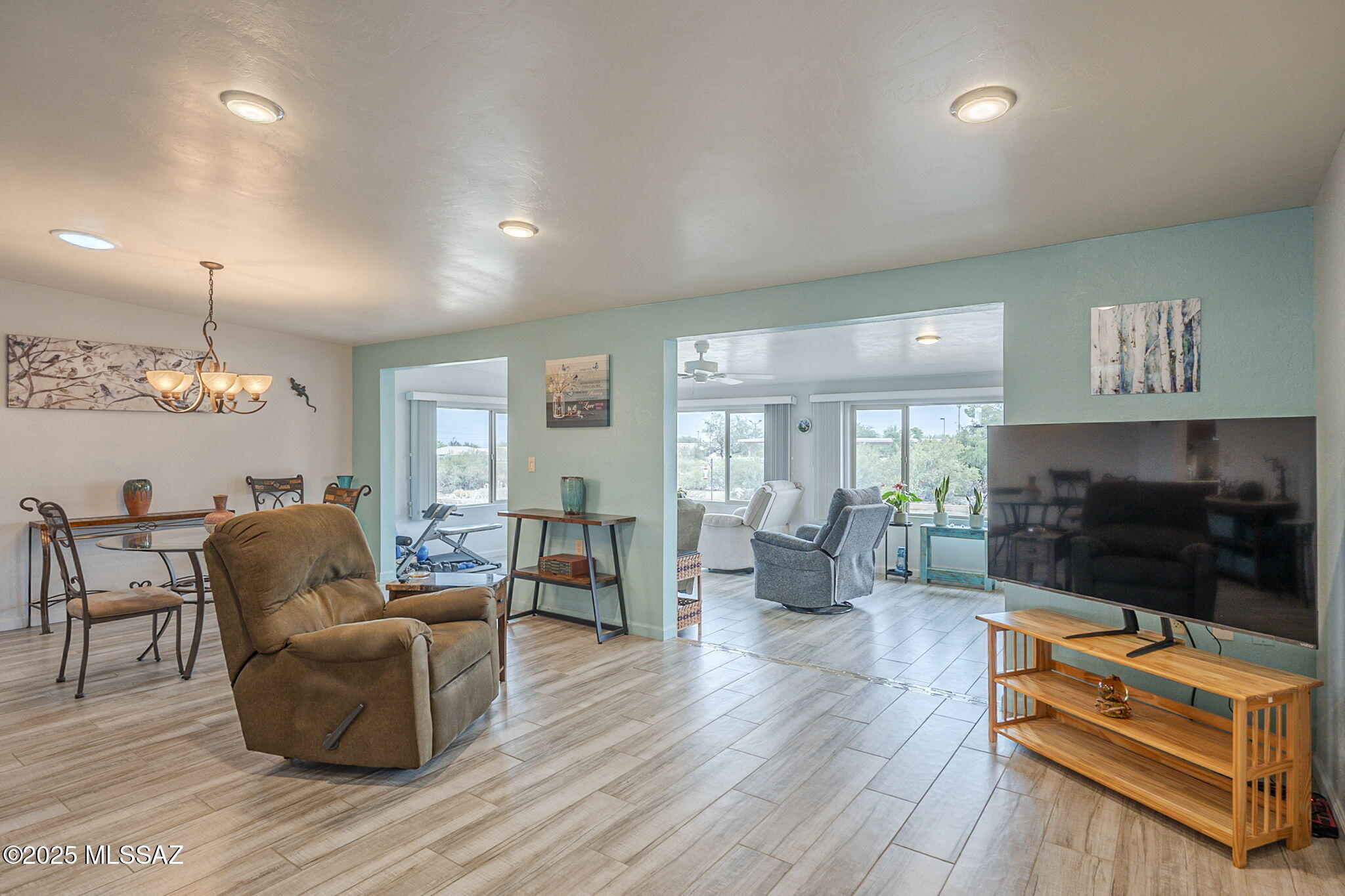 385 West Rio-Santa Cruz Green Valley, AZ 85614 - Photo 5 of 29 Gallery Image 5