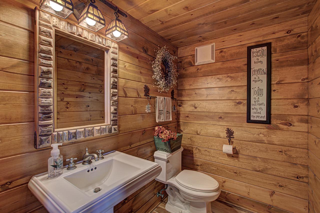 7931 Frontier Road Presque Isle, WI 54557 - Photo 17 of 30 Gallery Image 17