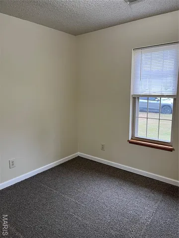 $225,000 | 121 Mervin Street, Sullivan, MO 63080