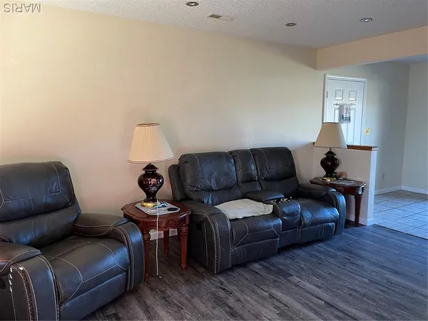 $215,000 | 121 Mervin Street, Sullivan, MO 63080