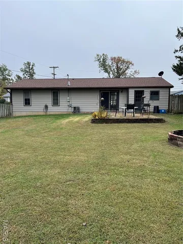 $225,000 | 121 Mervin Street, Sullivan, MO 63080