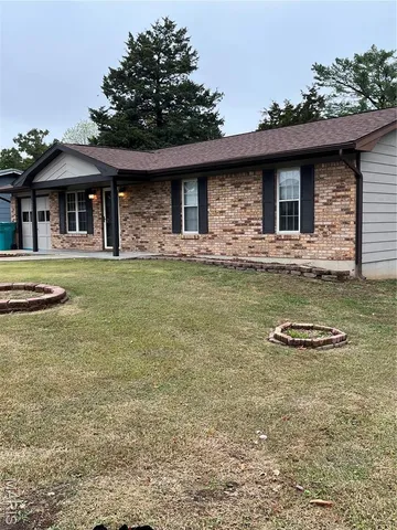 $225,000 | 121 Mervin Street, Sullivan, MO 63080