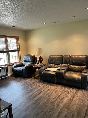 $225,000 | 121 Mervin Street, Sullivan, MO 63080