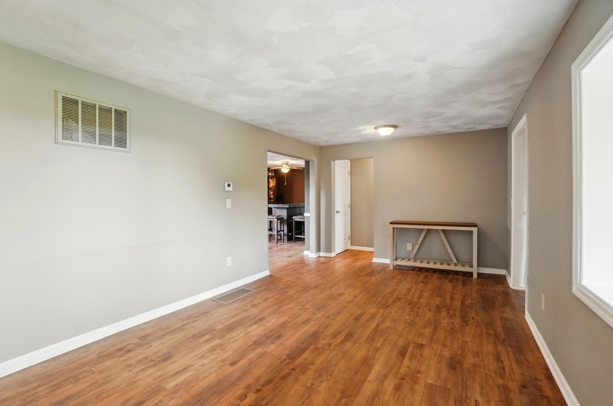 1370 Carpenter Road Bellbrook, OH 45305 - Photo 9 of 53 Gallery Image 9