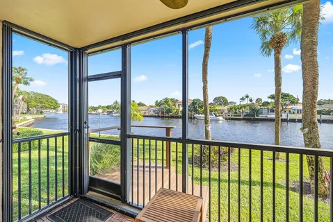 $645,000 | 18 Royal Palm Way, Unit 109, Boca Raton, FL 33432