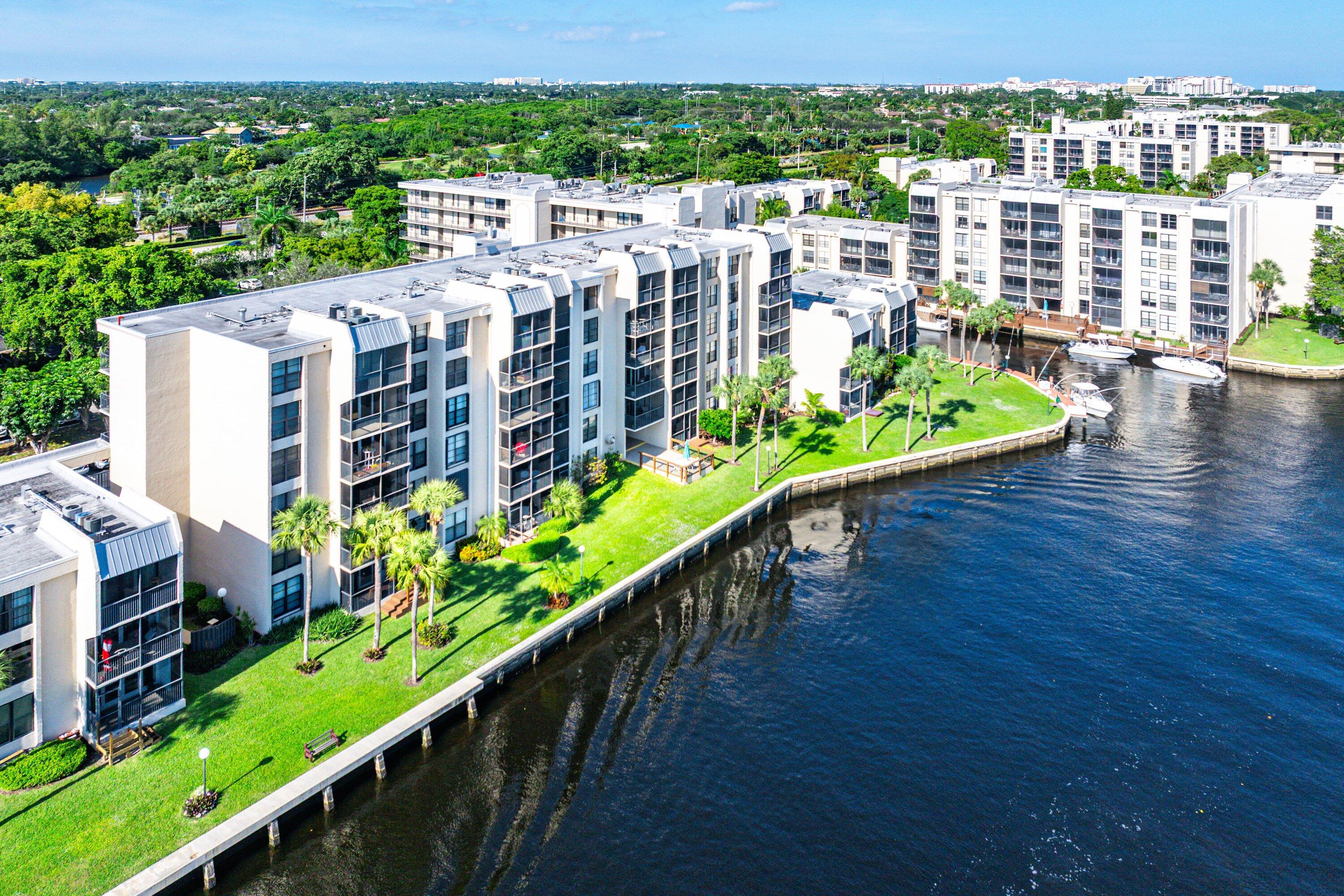 18 Royal Palm Way, Unit 109 Boca Raton, FL 33432 - Photo 34 of 45 043-18RoyalPalmWay-109-BocaRaton-FL-3343