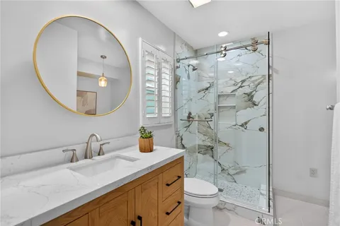 $749,000 | 3300 South Sepulveda Boulevard, Unit E47, Los Angeles, CA 90034