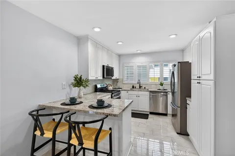 $749,000 | 3300 South Sepulveda Boulevard, Unit E47, Los Angeles, CA 90034