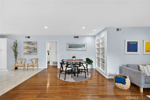 $749,000 | 3300 South Sepulveda Boulevard, Unit E47, Los Angeles, CA 90034