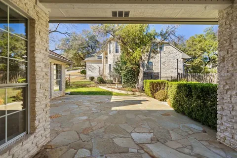 $774,900 | 1006 Palos Verdes Drive, Lakeway, TX 78734