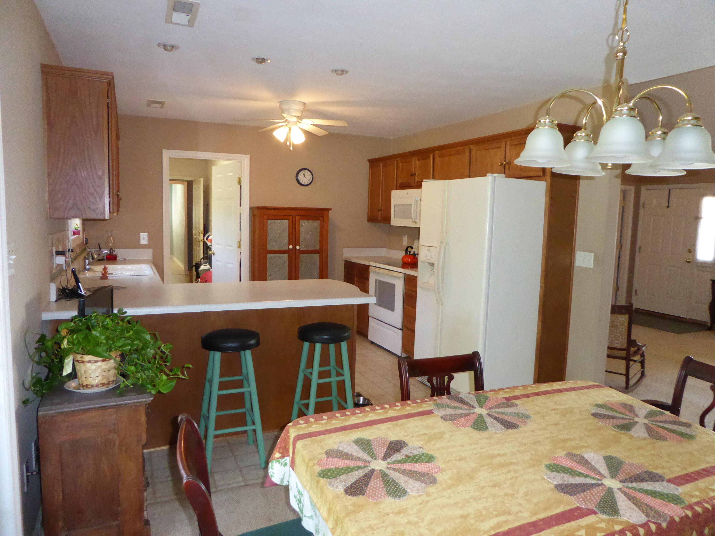 585 Bonbrook Road Wirtz, VA 24184 - Photo 22 of 31 23 Kitchen