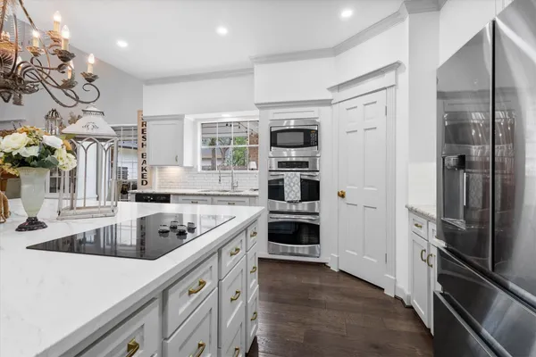 $1,200,000 | 15902 Guinstead Drive, Spring, TX 77379