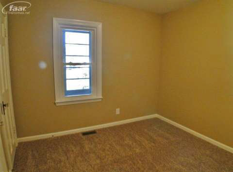 4043 Lahring Road Holly, MI 48442 - Photo 27 of 35 20419602-26.JPG