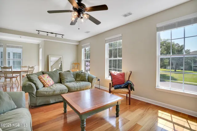 $2,350 | 1790 Queen Anne, Unit 1, Sunset Beach, NC 28468