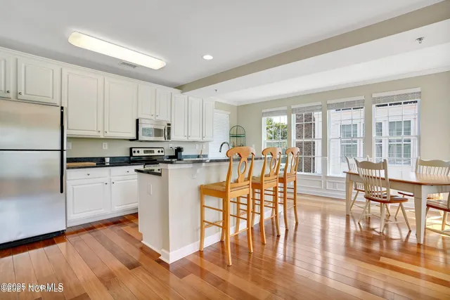 $2,350 | 1790 Queen Anne, Unit 1, Sunset Beach, NC 28468