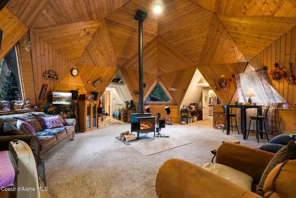 $419,900 | 762 High Road, Sandpoint, ID 83864