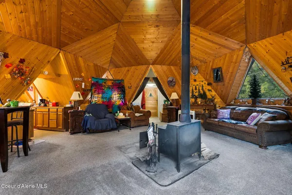 $419,900 | 762 High Road, Sandpoint, ID 83864