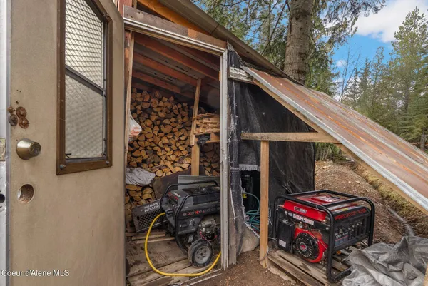 $419,900 | 762 High Road, Sandpoint, ID 83864