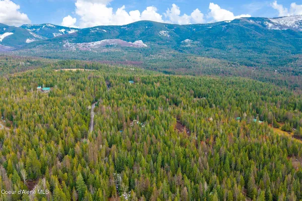 $419,900 | 762 High Road, Sandpoint, ID 83864