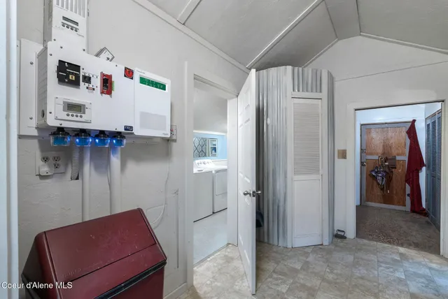 $423,500 | 762 High Road, Sandpoint, ID 83864