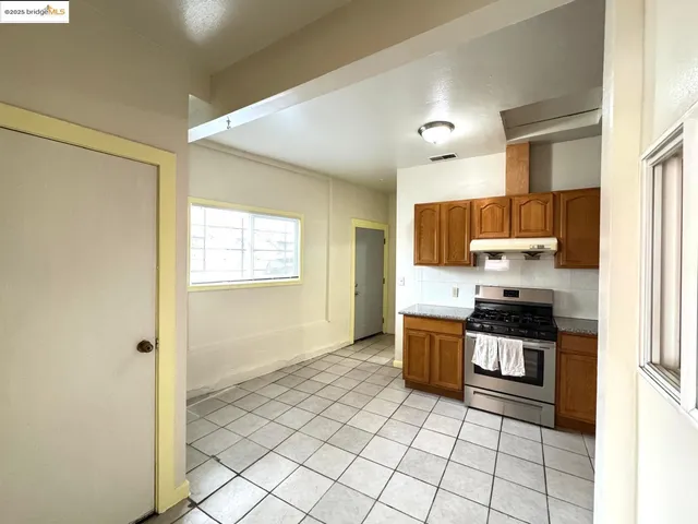 $699,000 | 2612 38th Avenue, Oakland, CA 94619