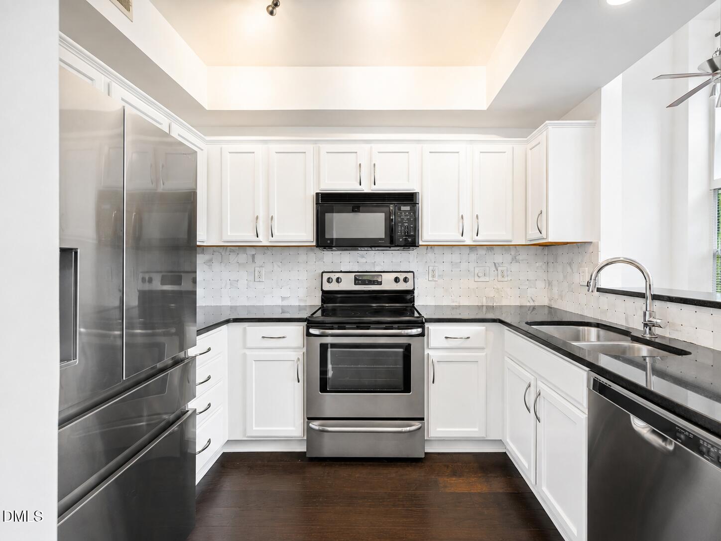 200 South Dawson Street, Unit 111 Raleigh, NC 27601 - Photo 3 of 32 Kitchen 1