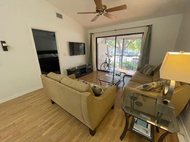 351 Club Circle, Unit 204 Boca Raton, FL 33487 - Photo 8 of 22 7